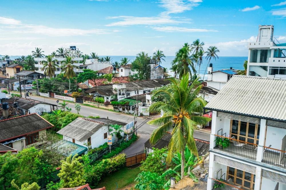 Temptation Hotel Hikkaduwa Bagian luar foto