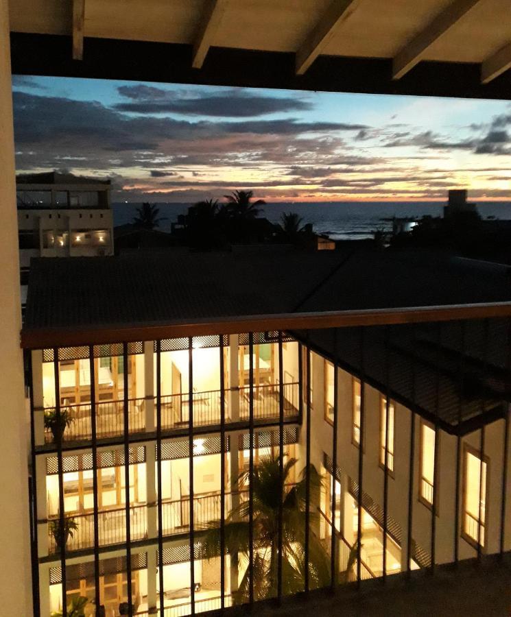 Temptation Hotel Hikkaduwa Bagian luar foto